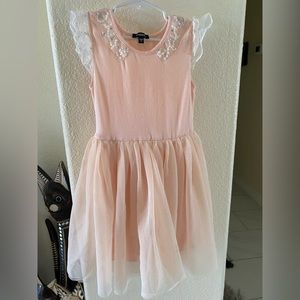 ZUNIE young girls size 6 peachy colored dress